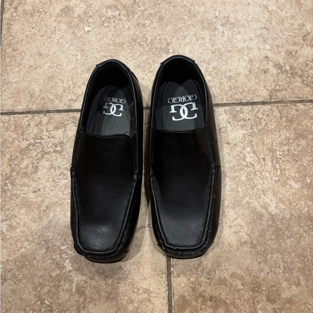 Giorgio boys black loafers NWOT youth 2